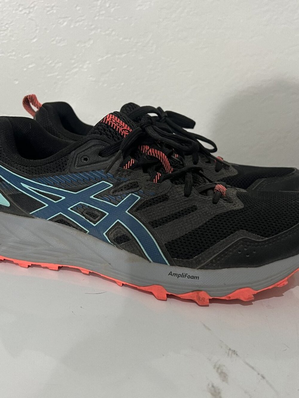 ASICS Gel Sonoma 6 Trail Shoes Womens 9 Black Blue Coral AmpliFoam EUC